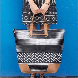 Stella & Dot Getaway Bag